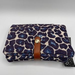 Street Level Leopard Crossbody - new